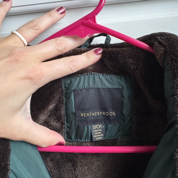 Weatherproof Vest - Picture 3 of 3